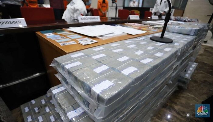 News 10 uang miliar dari hasil bajak email cnbc indonesiamuhammad sabki 8 169 Begini Tren Pembajakan Online di 2021, Ngeri? Mitra IT | Your Trusted & Reliable Software Solutions pembajakan, online