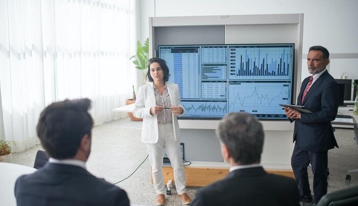 News 10 ilustrasi saham 169 Influencer Goreng Saham Berjemaah Raup Rp1,56 T, Masuk Bui Mitra IT | Your Trusted & Reliable Software Solutions influencer