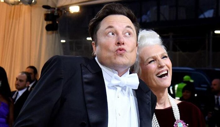 News 9 celebrity museum image