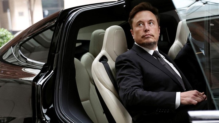 chief executive officer tesla elon musk masuk ke dalam mobil tesla saat dia meninggalkan sebuah hotel di beijing china 31 mei 1 169 chief executive officer tesla elon musk masuk ke dalam mobil tesla saat dia meninggalkan sebuah hotel di beijing china 31 mei 1 169 Mitra IT | Your Trusted & Reliable Software Solutions