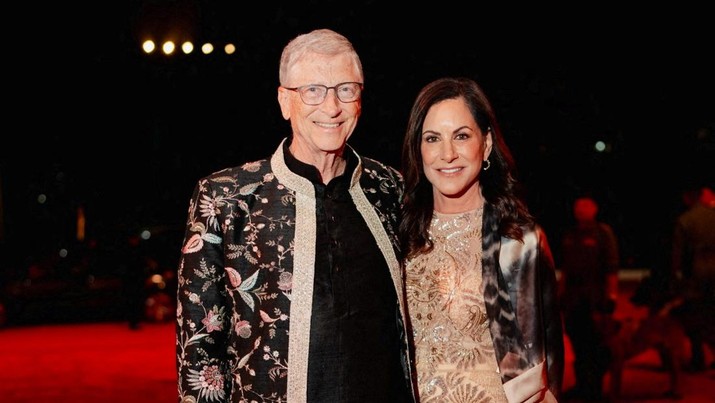 india ambanimarriage 3 169 Mitra IT | Your Trusted & Reliable Software Solutions