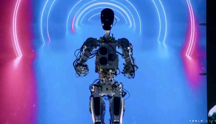 News 14 robot humanoid optimus reuters tv 6 169 Mitra IT | Your Trusted & Reliable Software Solutions