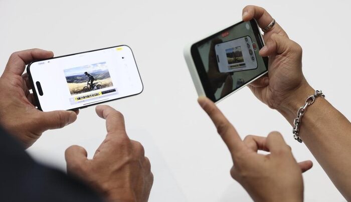 News 13 iphone 16 baru dipamerkan selama pengumuman produk baru di kantor pusat apple pada hari senin 9 september 2024 di cupertino ca 6 169 Mitra IT | Your Trusted & Reliable Software Solutions