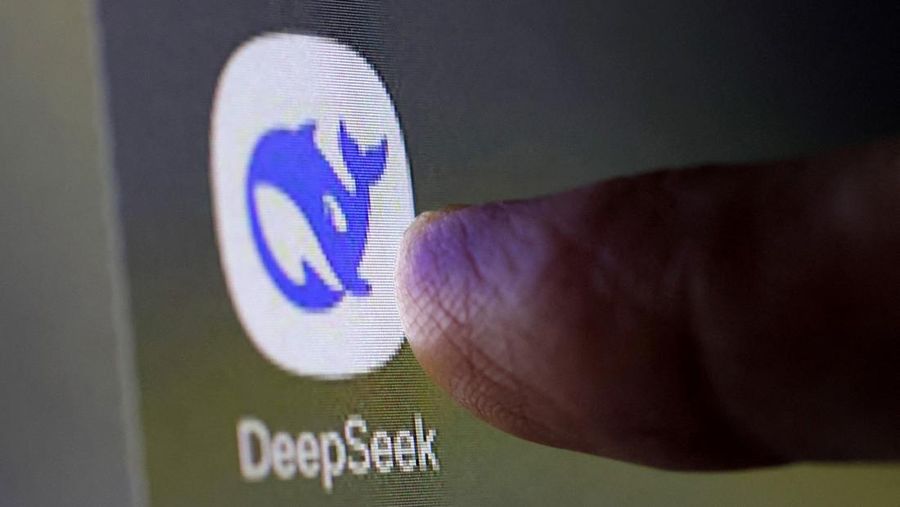 ilustrasi logo deepseek reutersdado ruvic 169 ilustrasi logo deepseek reutersdado ruvic 169 Mitra IT | Your Trusted & Reliable Software Solutions